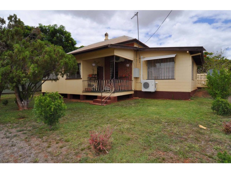 40 King Street, Charters Towers QLD 4820