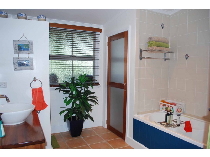 43 Plant Street, Charters Towers QLD 4820