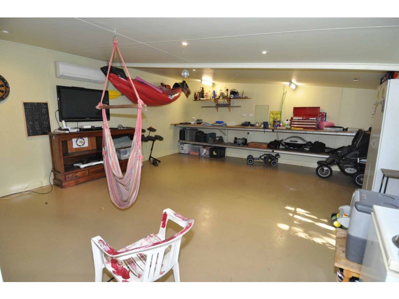 43 Plant Street, Charters Towers QLD 4820