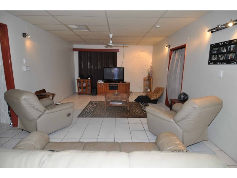 25 Burdekin Street, Queenton QLD 4820