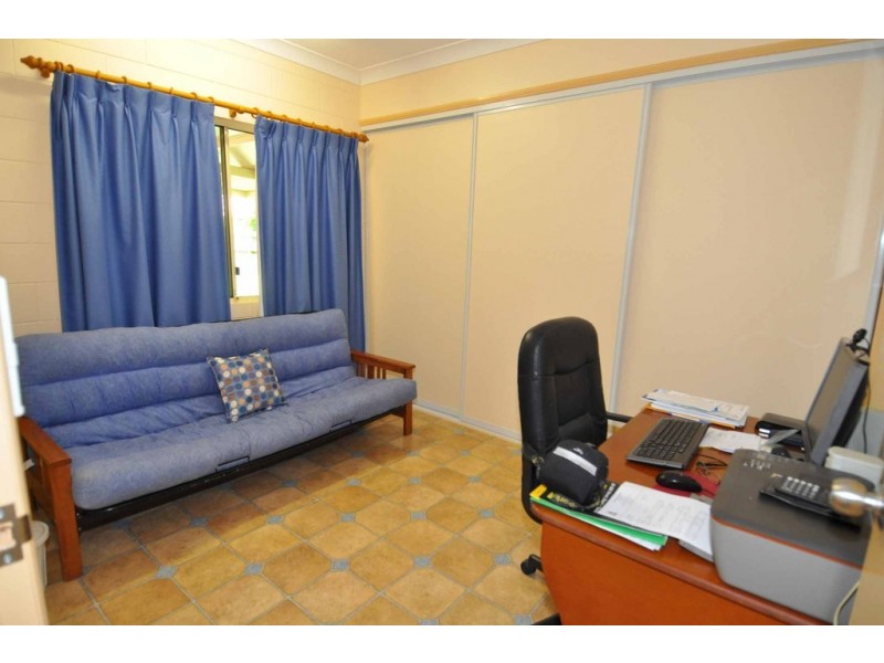 36 Gordon Street, Charters Towers QLD 4820