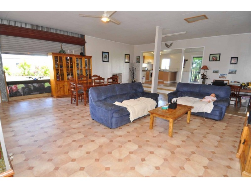 34 Jardine Street, Millchester QLD 4820