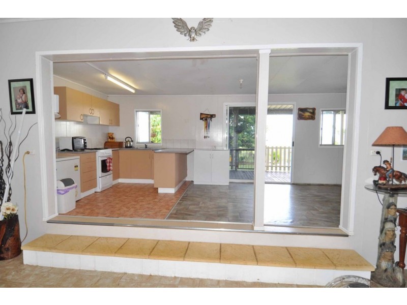 34 Jardine Street, Millchester QLD 4820
