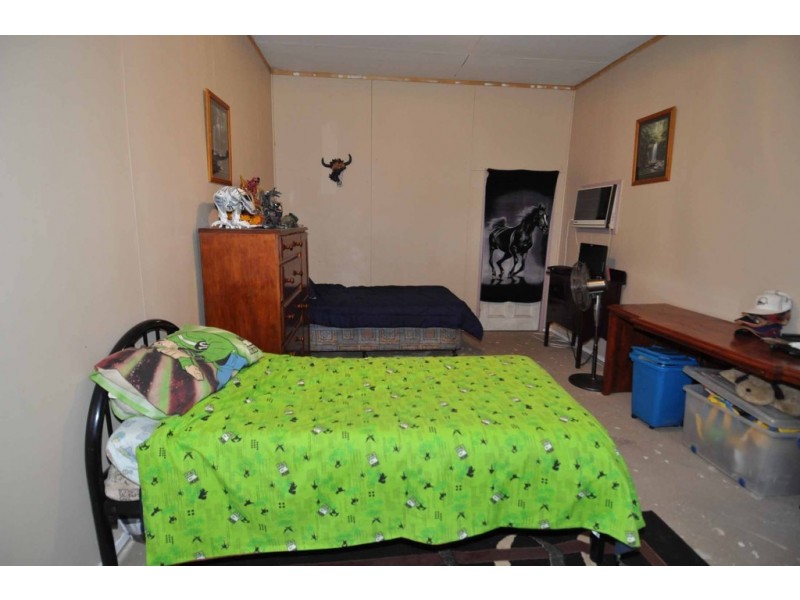 34 Jardine Street, Millchester QLD 4820