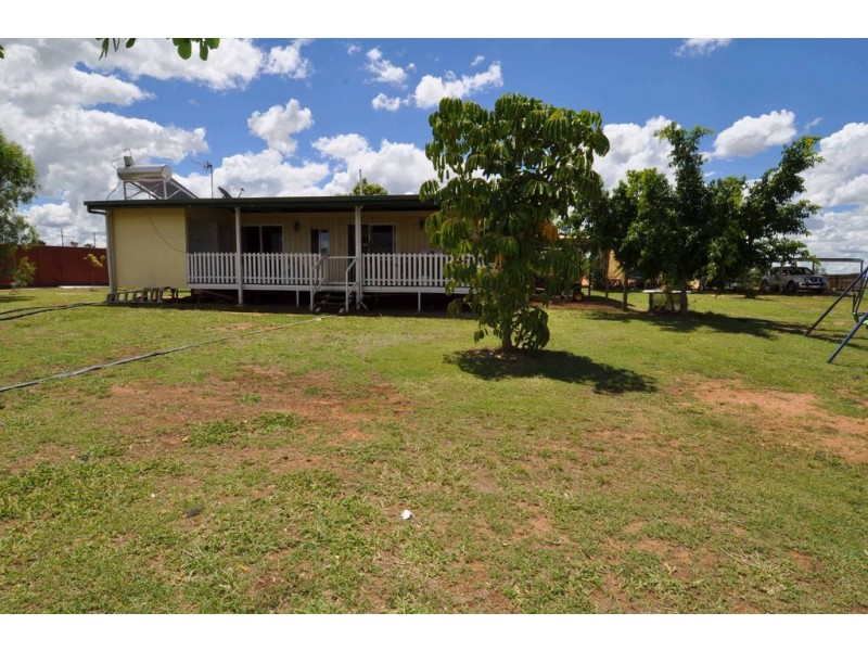 34 Jardine Street, Millchester QLD 4820