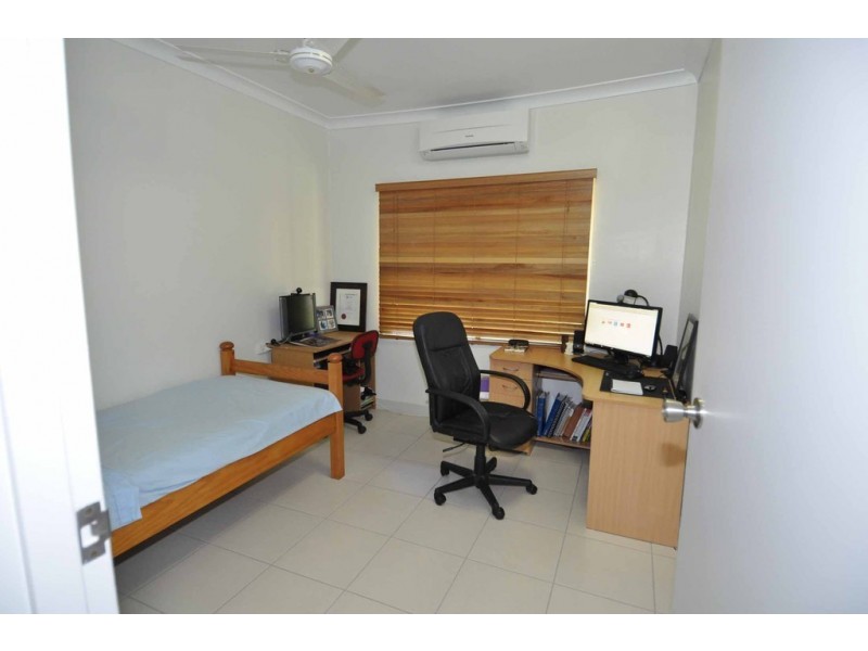 20 Oxford Street, Charters Towers QLD 4820