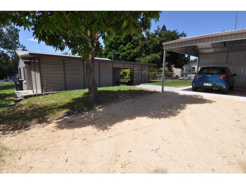 20 Oxford Street, Charters Towers QLD 4820