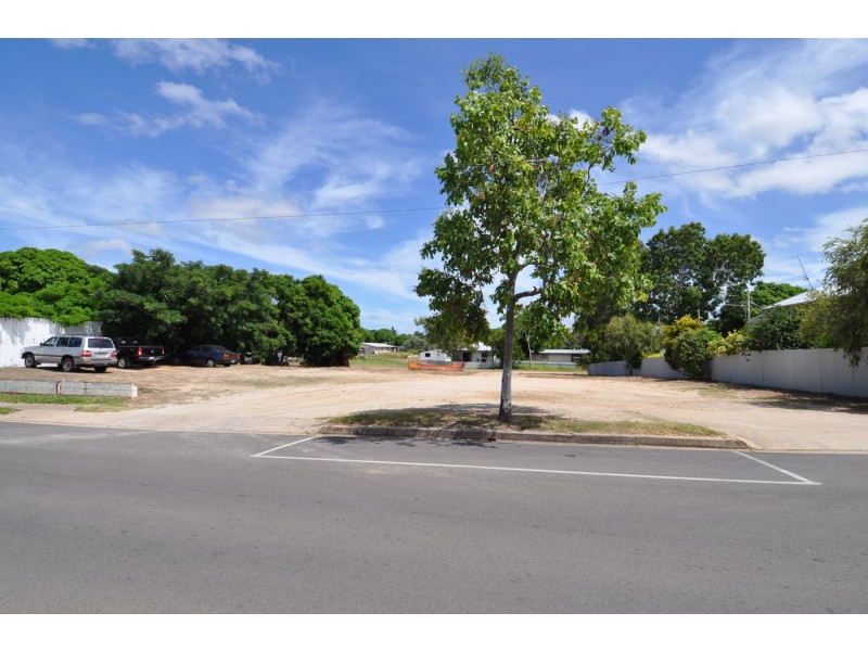 112 Mosman Street, Charters Towers City QLD 4820