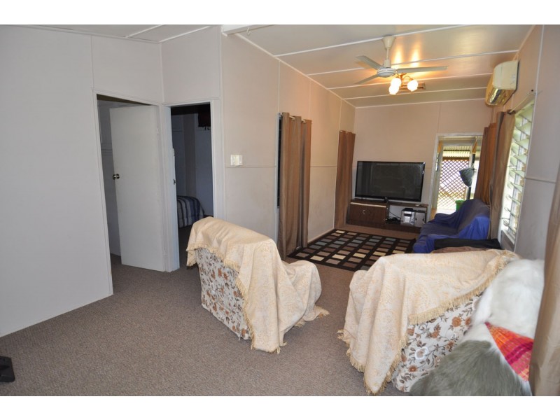 133 Towers Street, Charters Towers QLD 4820
