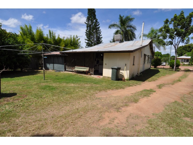 133 Towers Street, Charters Towers QLD 4820