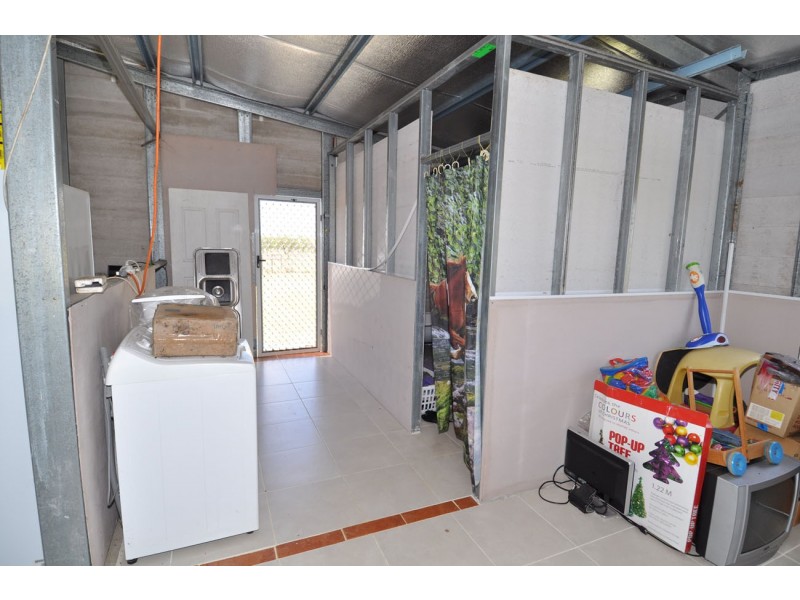 8 Mango Road, Charters Towers QLD 4820