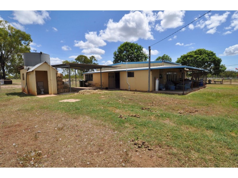 8 Mango Road, Charters Towers QLD 4820
