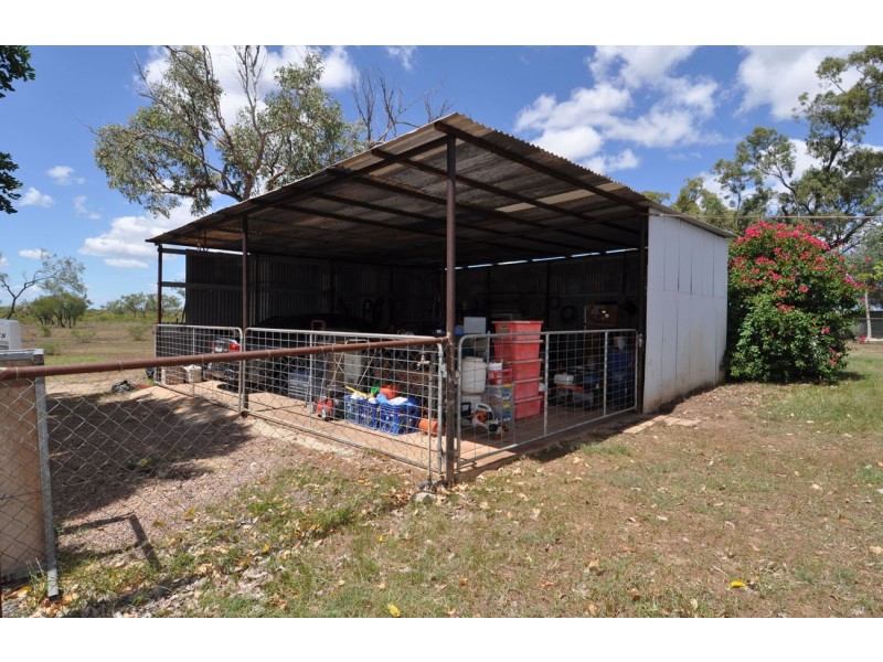 8 Mango Road, Charters Towers QLD 4820