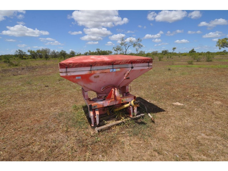 8 Mango Road, Charters Towers QLD 4820
