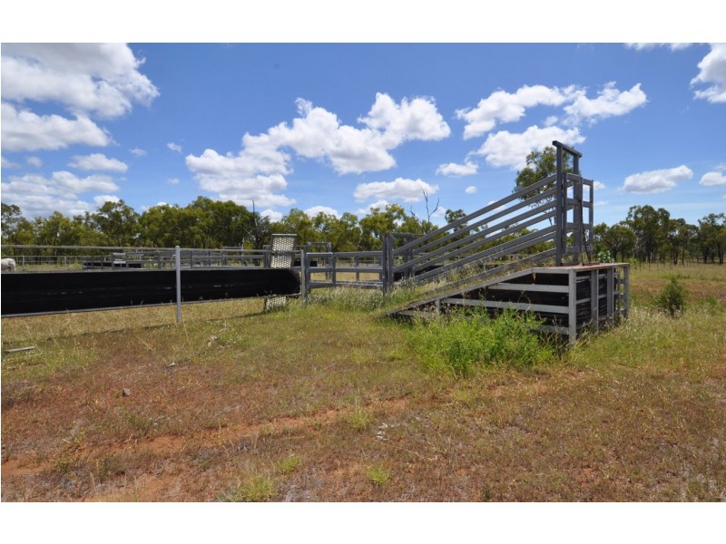 8 Mango Road, Charters Towers QLD 4820