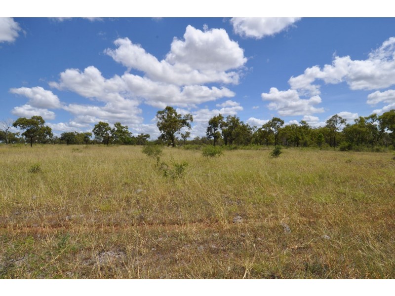 8 Mango Road, Charters Towers QLD 4820