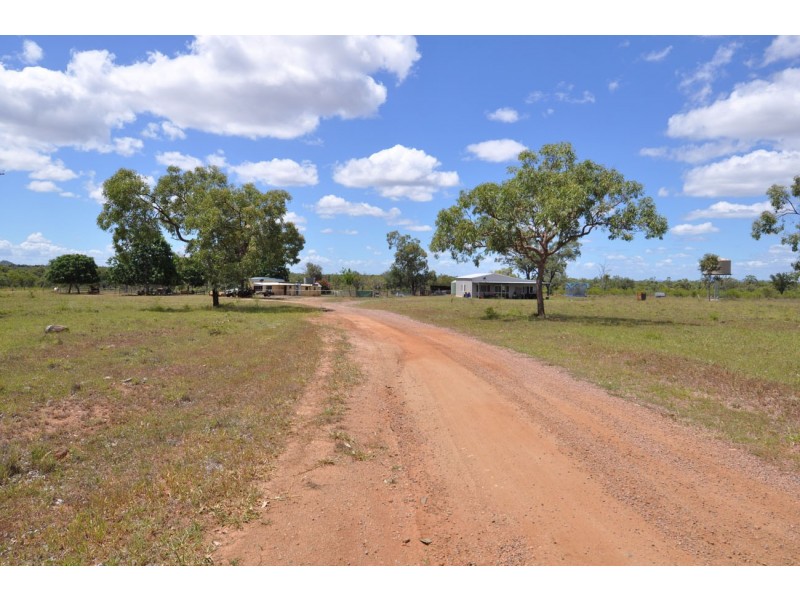8 Mango Road, Charters Towers QLD 4820