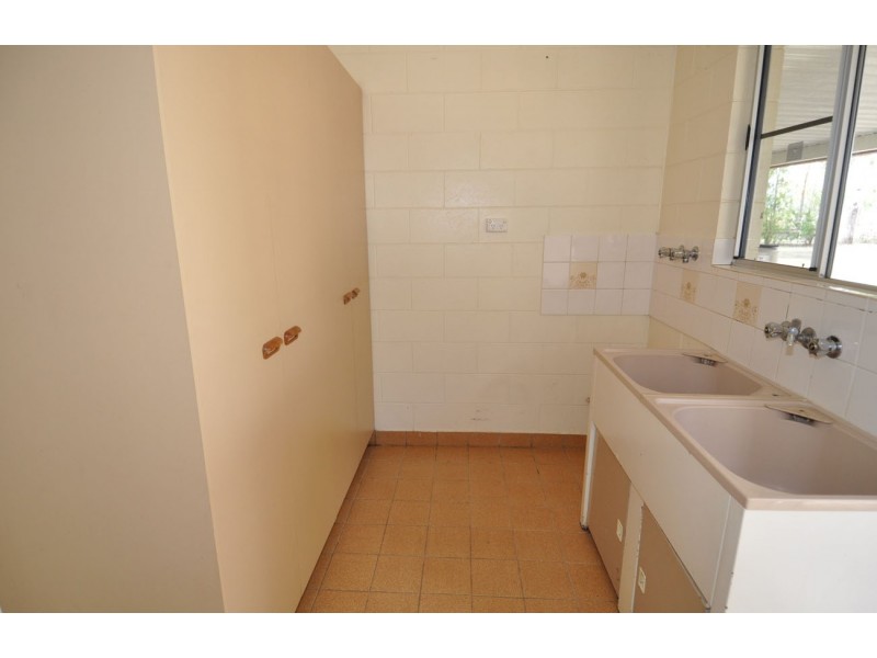 20 Lynd Highway, Charters Towers QLD 4820