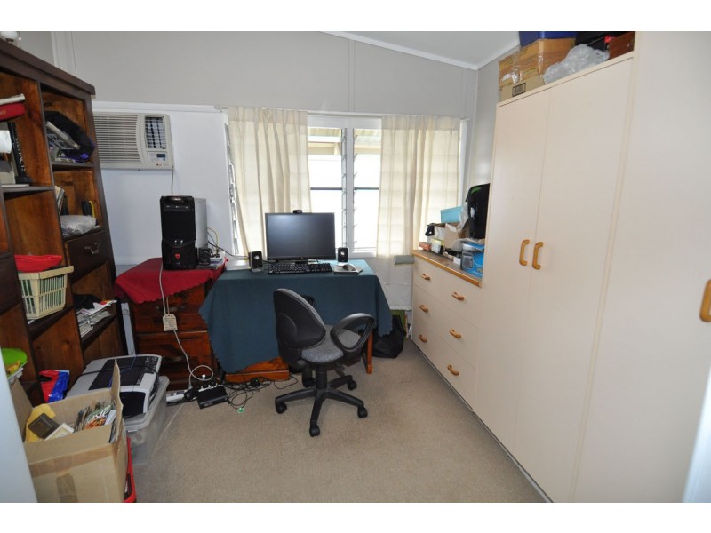 6 Mary Street, Charters Towers QLD 4820