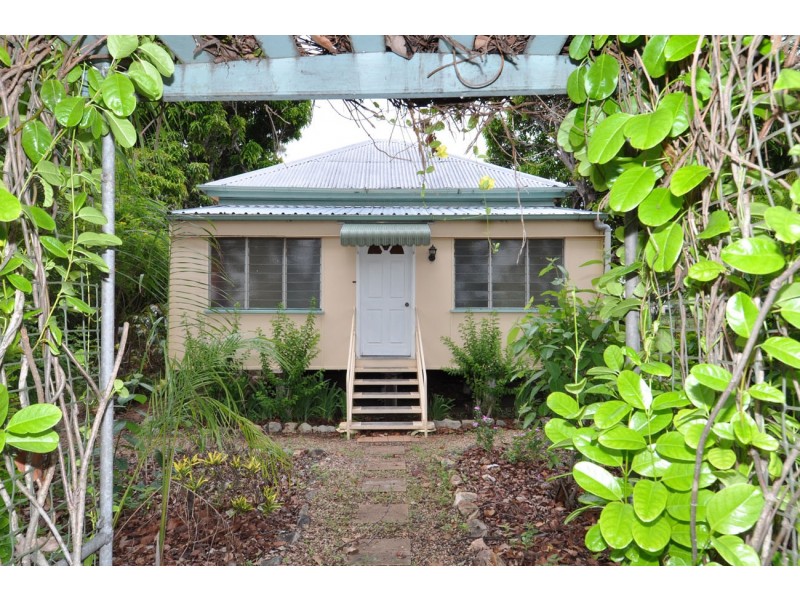66 Hodgkinson Street, Charters Towers QLD 4820
