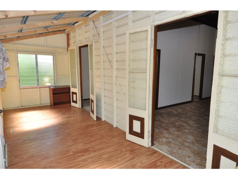 66 Hodgkinson Street, Charters Towers QLD 4820