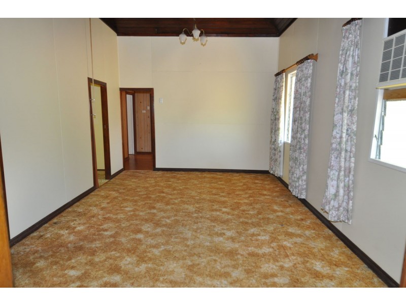 66 Hodgkinson Street, Charters Towers QLD 4820