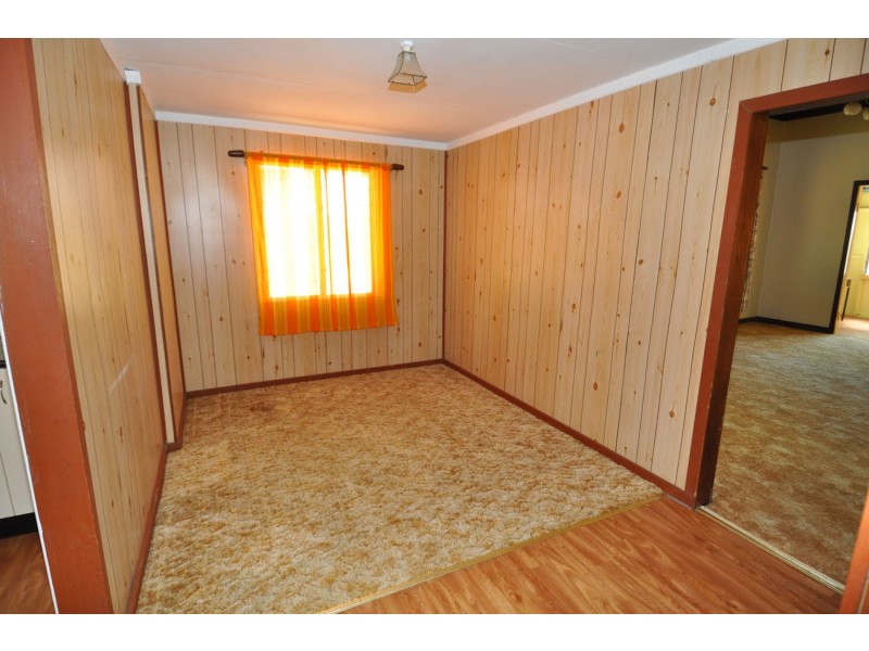 66 Hodgkinson Street, Charters Towers QLD 4820