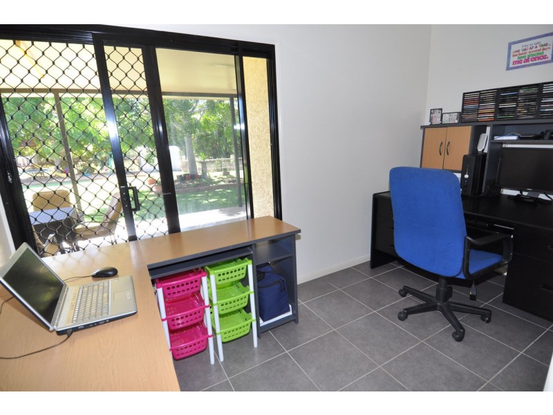75 Wilson Court, Charters Towers QLD 4820