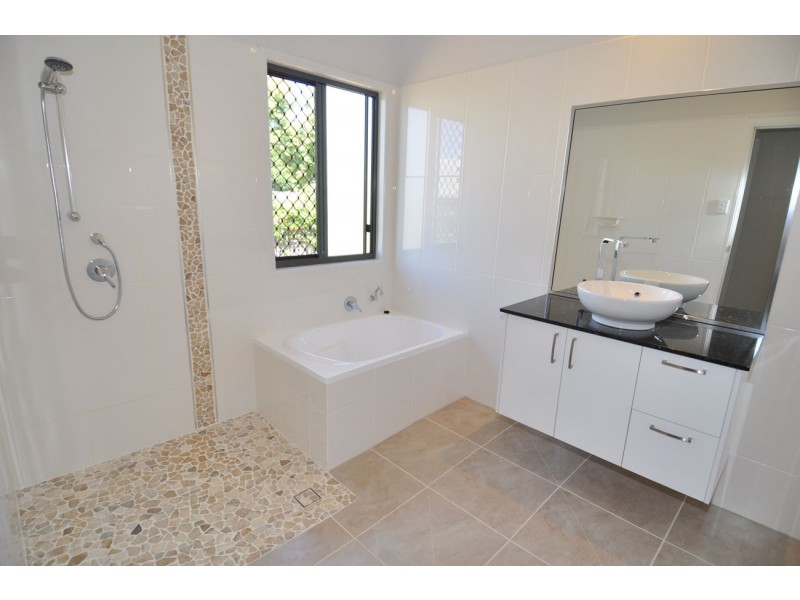 14 Phil West Court, Charters Towers QLD 4820