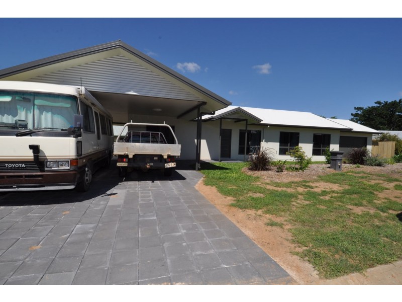 14 Phil West Court, Charters Towers QLD 4820