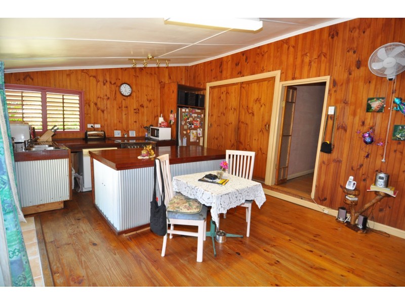 5 Arthur Jones Avenue, Charters Towers QLD 4820