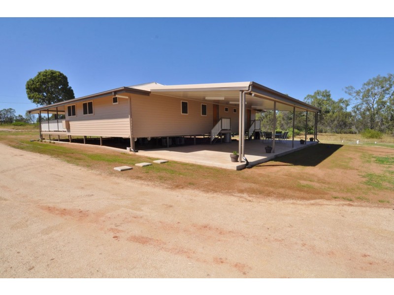 16 McKenzie Lane, Charters Towers QLD 4820