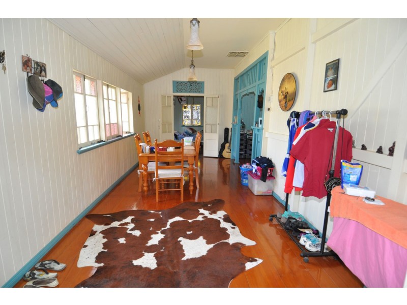 115 Hackett Terrace, Charters Towers QLD 4820