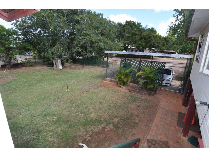 115 Hackett Terrace, Charters Towers QLD 4820