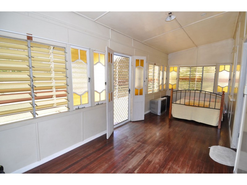 9 Racecourse Road, Charters Towers QLD 4820