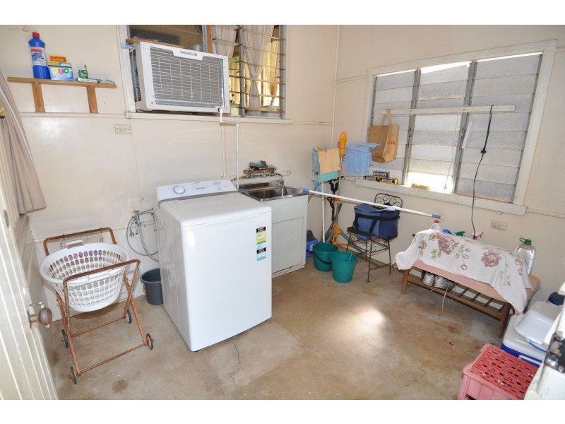 9 Racecourse Road, Charters Towers QLD 4820