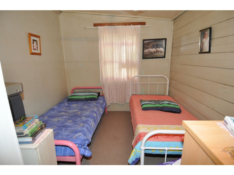 29 Anne Street, Charters Towers QLD 4820