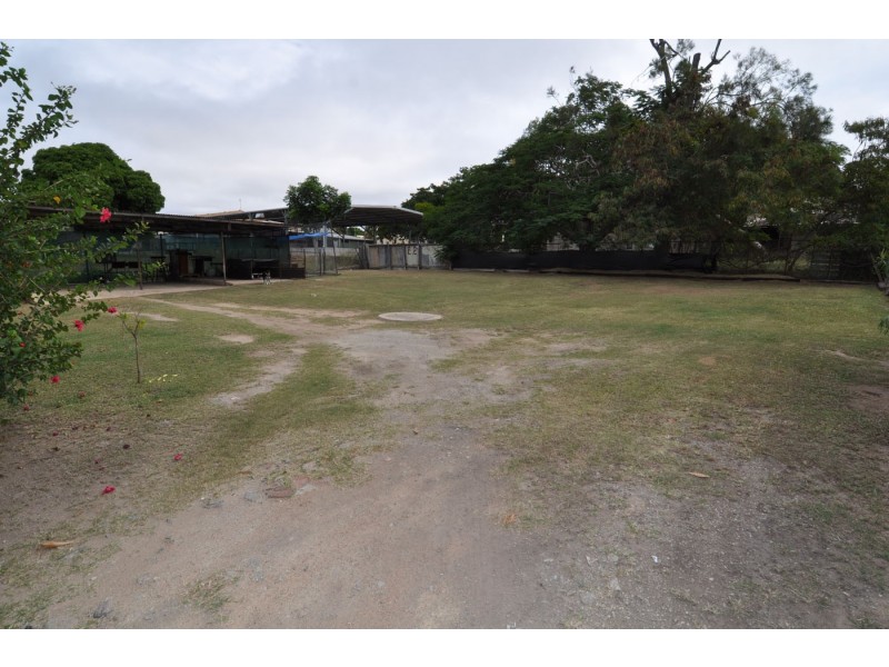 32 Vulture Street, Charters Towers QLD 4820
