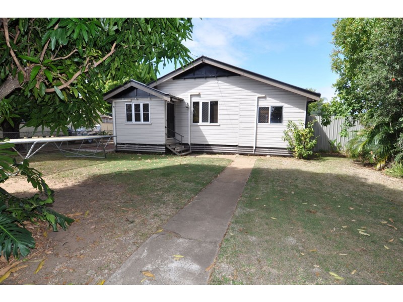 33 York Street, Charters Towers QLD 4820