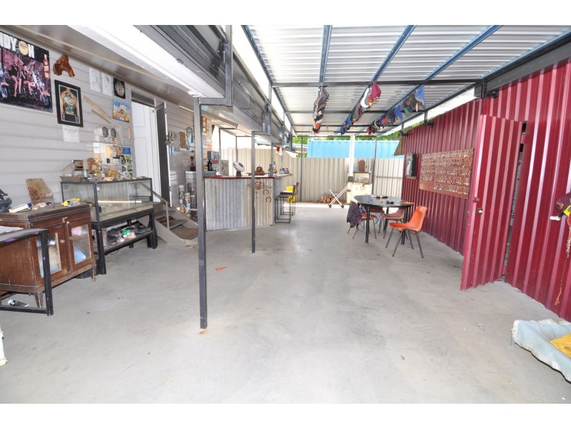 33 York Street, Charters Towers QLD 4820