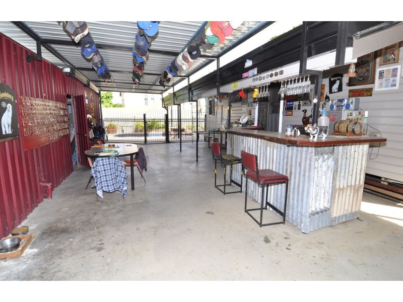 33 York Street, Charters Towers QLD 4820