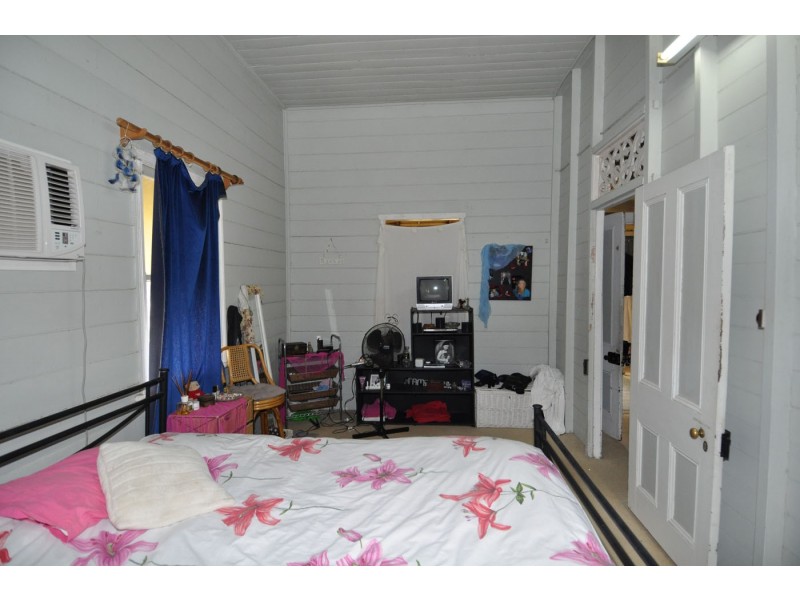 50 Anne Street, Charters Towers QLD 4820