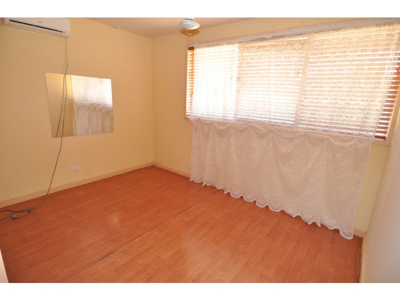 4 Grevillea Court, Greenvale QLD 4816