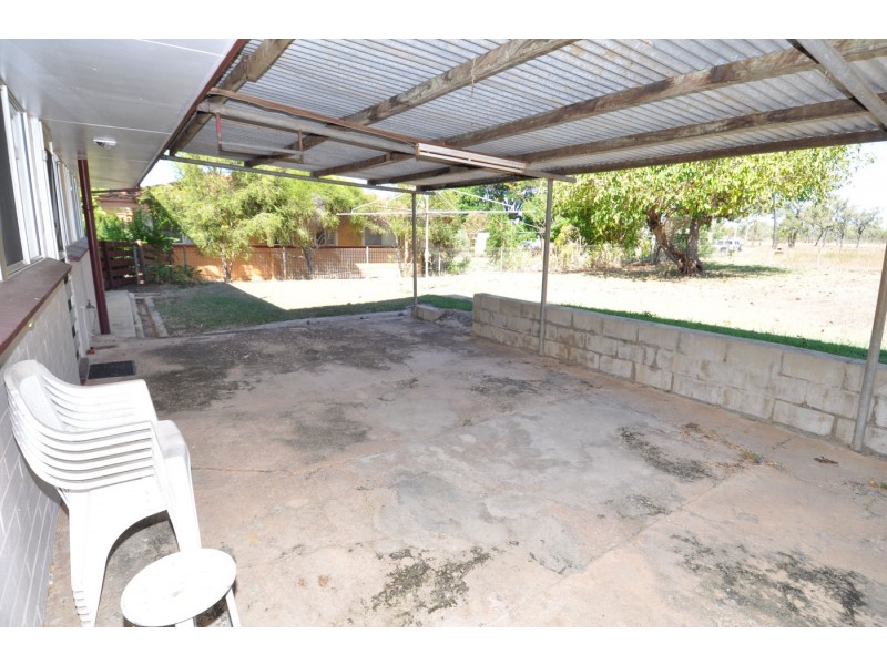 8 Tristana Court, Greenvale QLD 4816