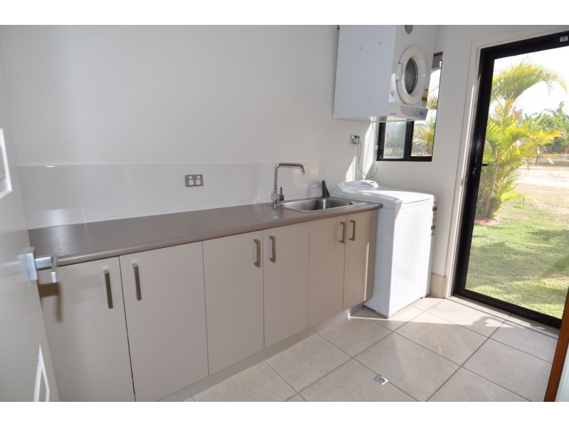 14 Brocklan Close, Charters Towers QLD 4820