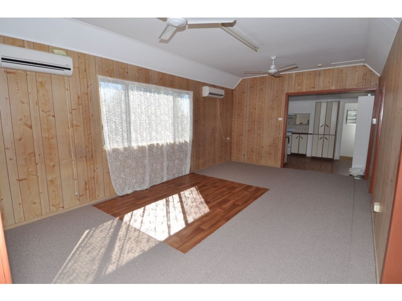 19 Millchester Road, Charters Towers QLD 4820