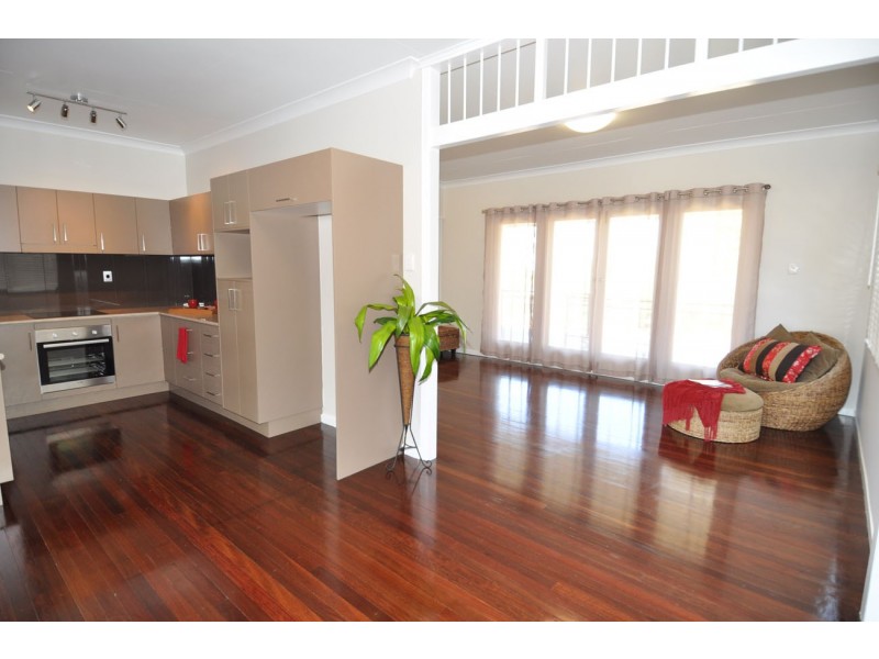 124 Hackett Terrace, Charters Towers QLD 4820