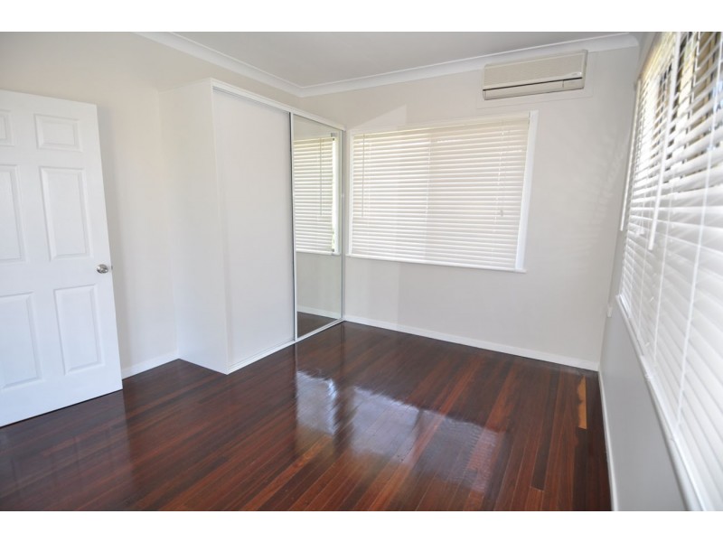 124 Hackett Terrace, Charters Towers QLD 4820