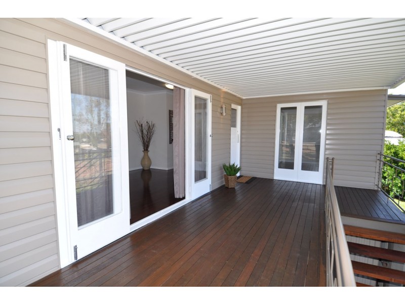 124 Hackett Terrace, Charters Towers QLD 4820