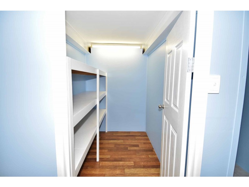 4 Deighton Street, Richmond Hill QLD 4820